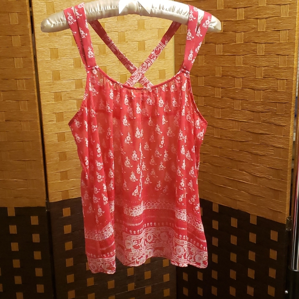Express Shear Summer Top NWOT 👢🤠🎵🎶